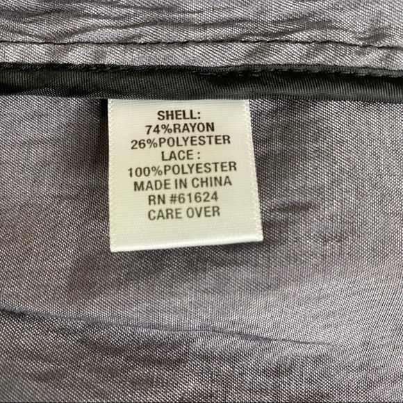 Laura Ashley Blazer. Size MP - Picture 5 of 6